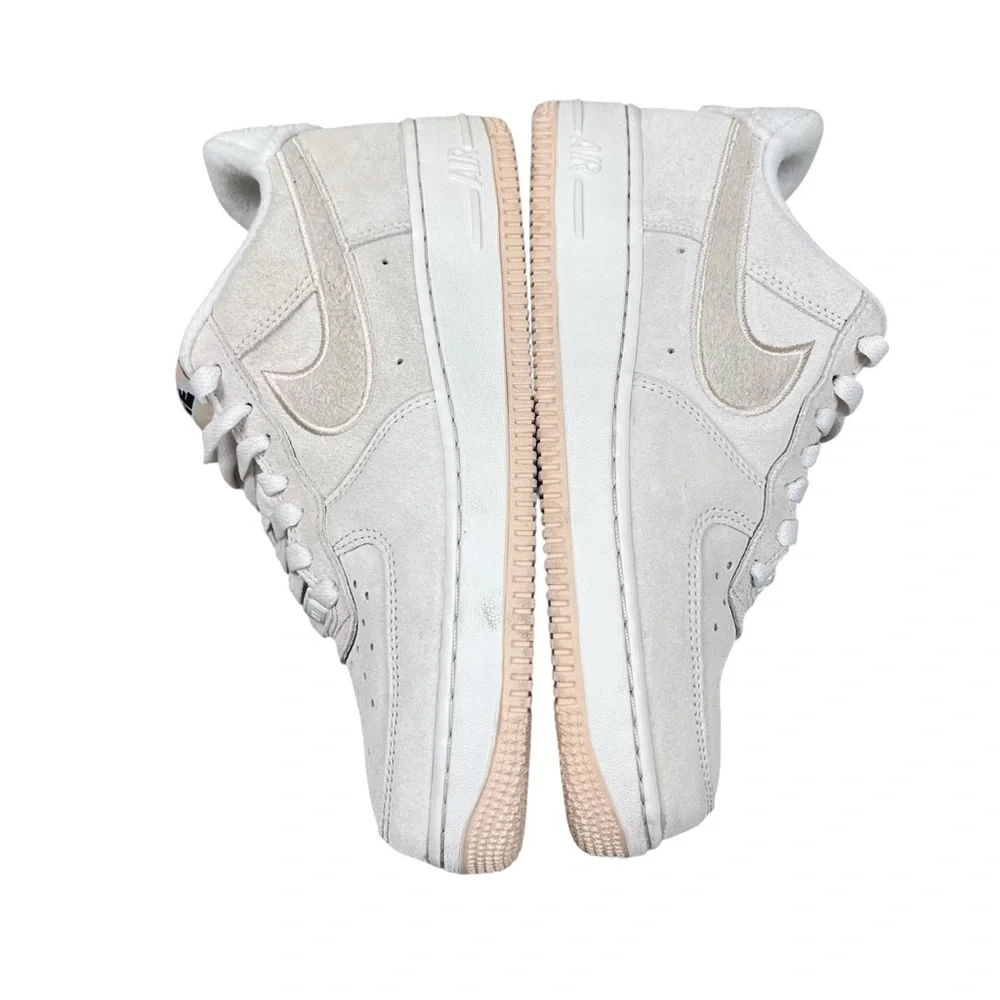 Nike Women's Air Force 1 Low '07 SE Sanddrift Gum Fleece‎ SZ 8.5